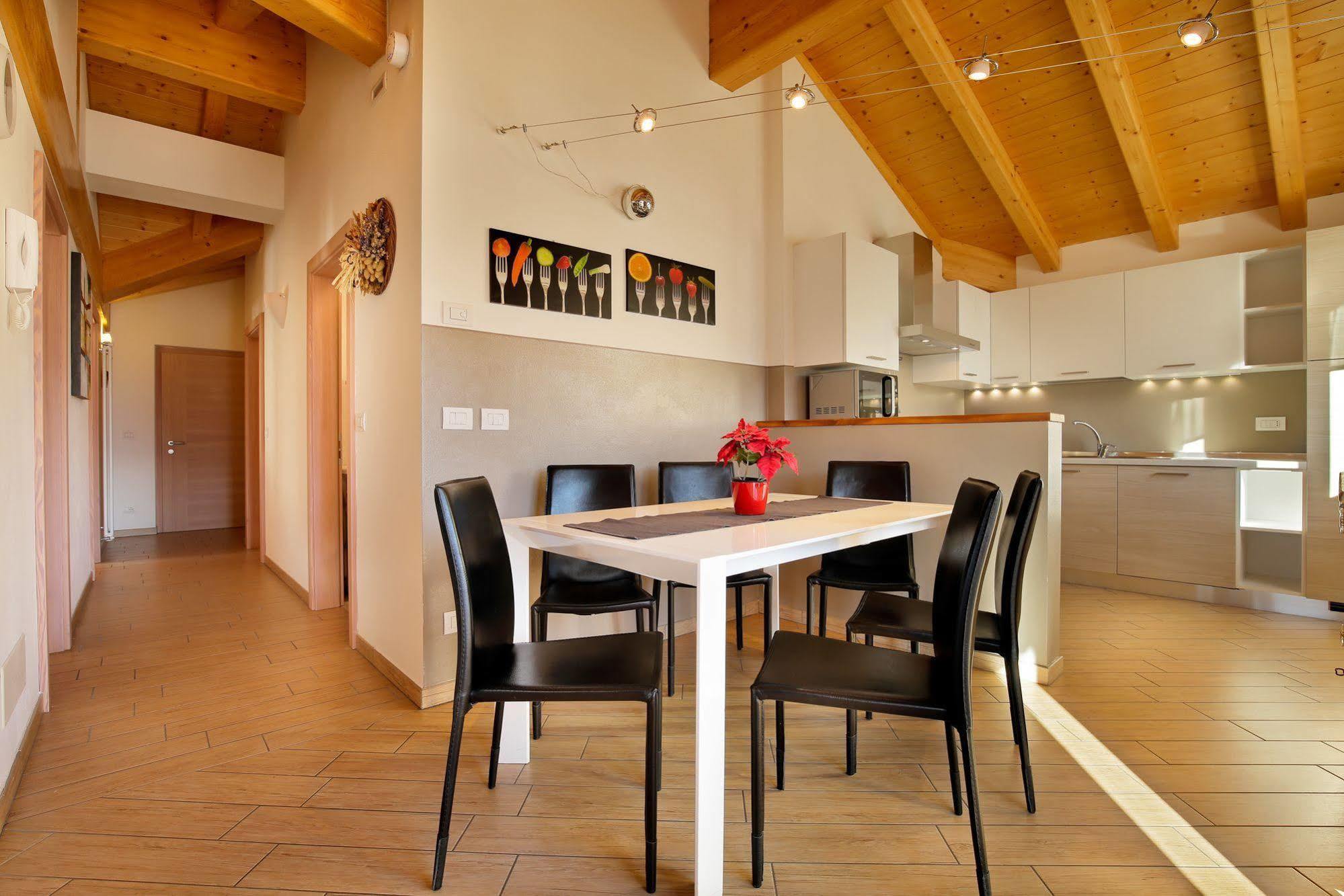 קאבאלס Villa Prafiori מראה חיצוני תמונה